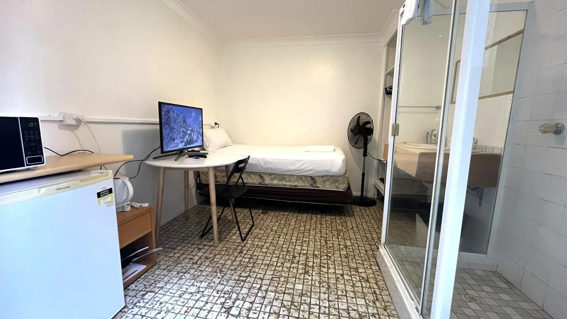 Browns Broadbeach Gold Coast Motel