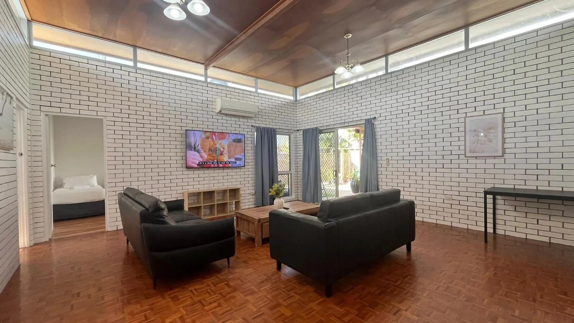 Browns Broadbeach 골드코스트 3*,  오스트레일리아